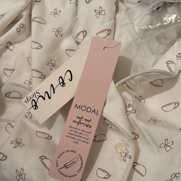 White Patterned Pajama Set - Picture 4 of 4